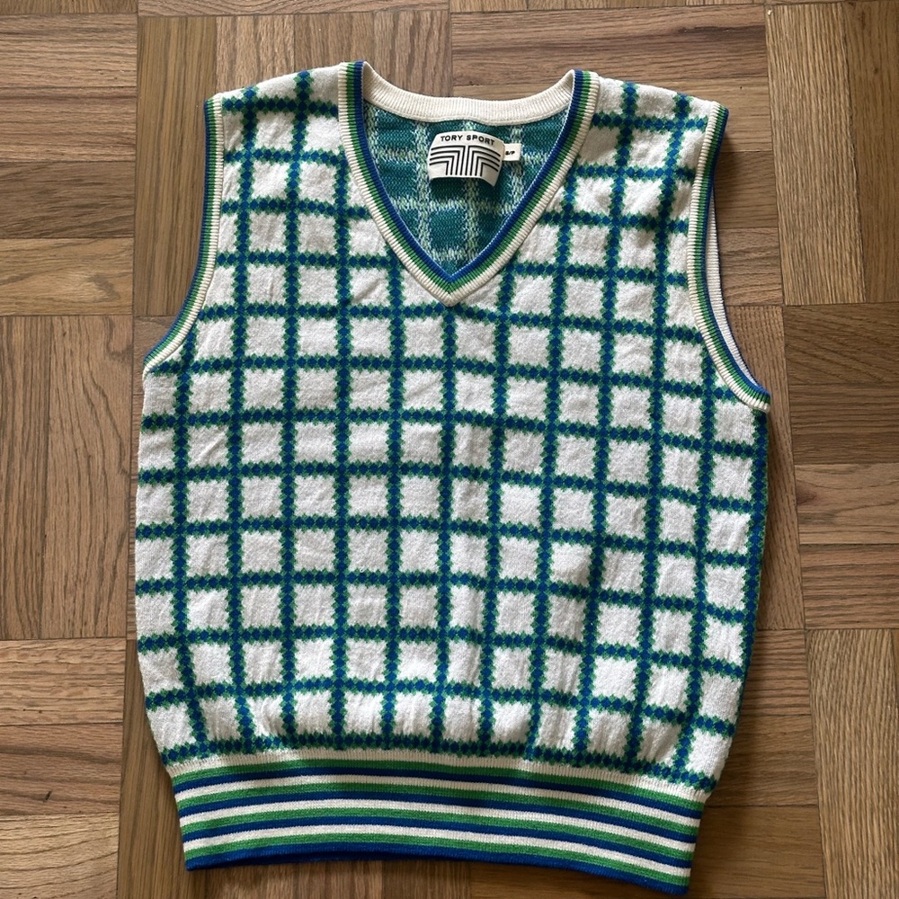 Tory Sport Green & White Checked V-Neck light weight soft wool Sweater Vest